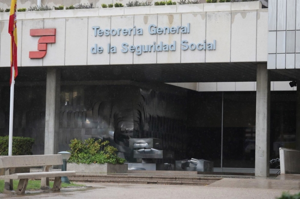 Entrada a una oficina de la Tesorería General de la Seguridad Social, en imagen de archivo (MARTA FERNÁNDEZ JARA - EUROPA PRESS) 