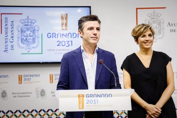 Los concejales de Presidencia y de Movilidad de Granada, Jorge Saavedra y Ana Agudo, en imagen de archivo (AYUNTAMIENTO) Los concejales de Presidencia y de Movilidad de Granada, Jorge Saavedra y Ana Agudo, en imagen de archivo (AYUNTAMIENTO)