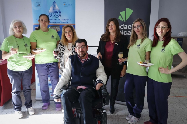 Presentación con la Fundación Unicaja y Aspace Granada de un modelo pionero de alimentación y comunicación para personas con parálisis (FUNDACIÓN UNICAJA) Presentación con la Fundación Unicaja y Aspace Granada de un modelo pionero de alimentación y comunicación para personas con parálisis (FUNDACIÓN UNICAJA)