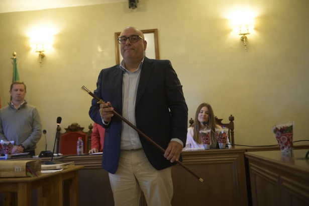 El nuevo alcalde de Pinos Puente, Iván Fernández (GPMEDIA)