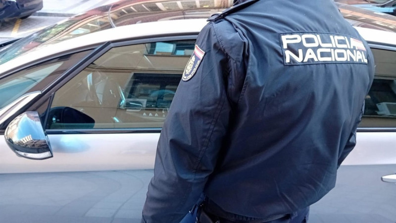 Agente de Policía Nacional en imagen de archivo (POLICÍA NACIONAL VALLADOLID) Agente de Policía Nacional en imagen de archivo (POLICÍA NACIONAL VALLADOLID)