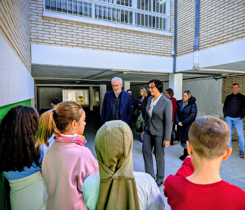 Visita al CEIP Mayor Zaragoza (JUNTA) Visita al CEIP Mayor Zaragoza (JUNTA)