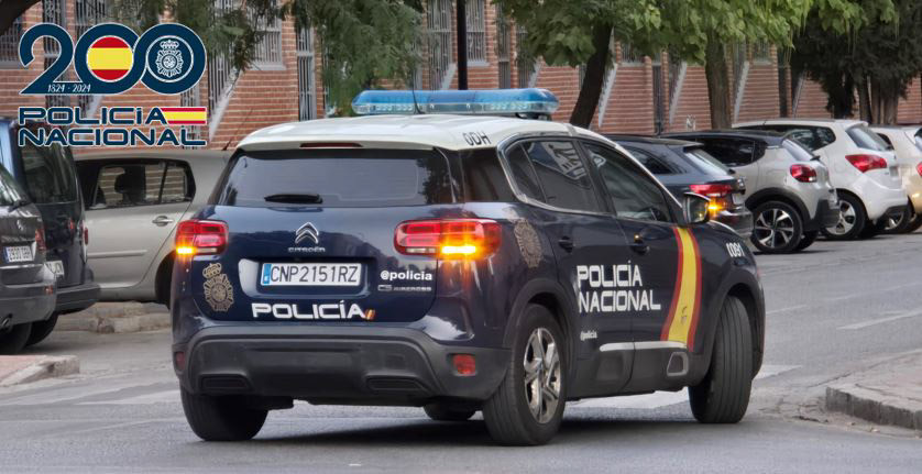 Vehículo de la Policía Nacional (POLICÍA NACIONAL)
