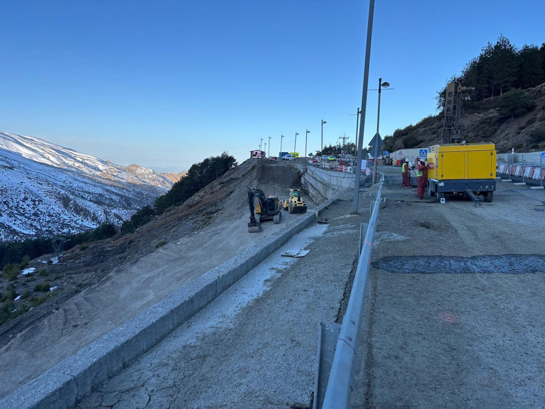 Trabajos de Fomento de la Junta en la carretera A-395 R1 (JUNTA)