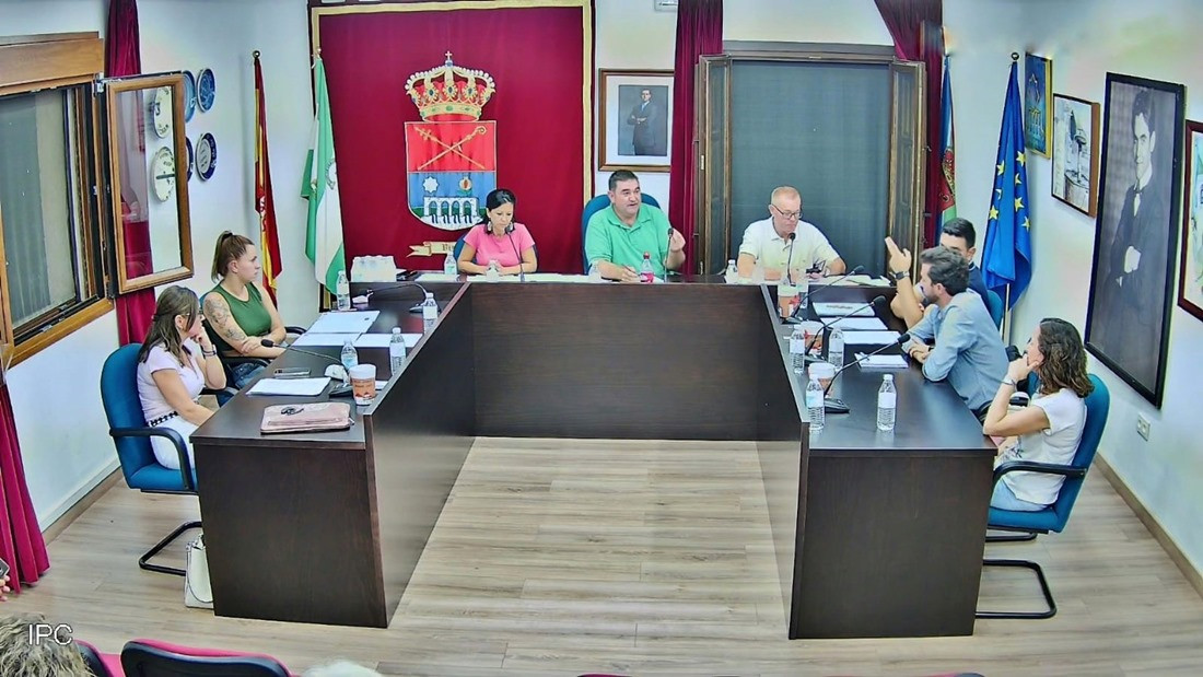 Pleno del Ayuntamiento de Víznar, en imagen de archivo (IU)
