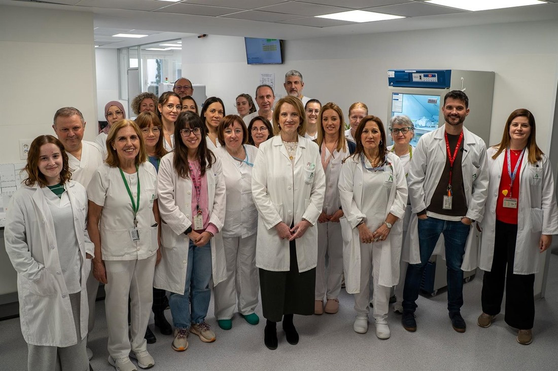 Parte del equipo de Hematología del Hospital Virgen de las Nieves de Granada (JUNTA DE ANDALUCÍA)