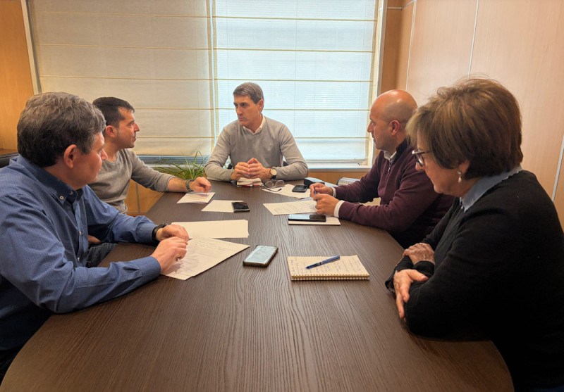 (PSOE)