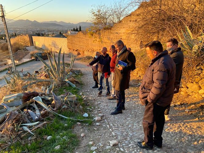 Imagen de ua visita a San Miguel Alto (PP/ARCHIVO)