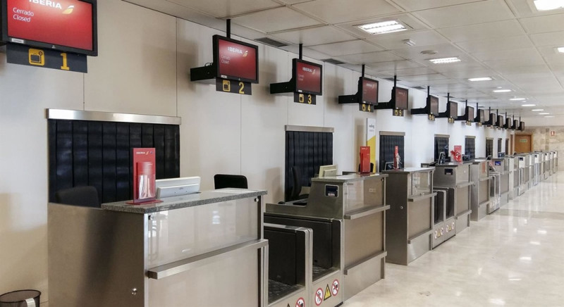 Zona de facturación en la terminal del aeropuerto de Granada (EUROPA PRESS/AENA)