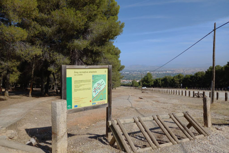 Área Recreativa de La Zubia (JUNTA) Área Recreativa de La Zubia (JUNTA)
