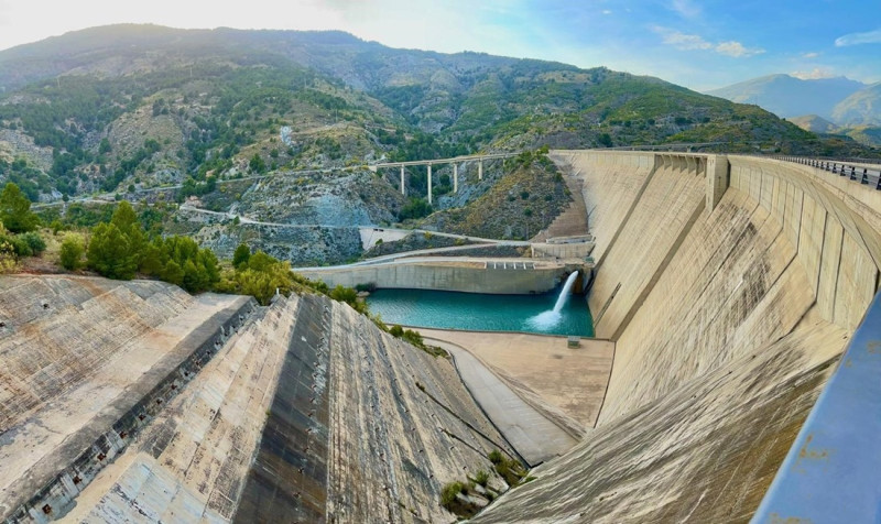 Presa de Rules. Archivo (AYUNTAMIENTO DE ALMUÑÉCAR)