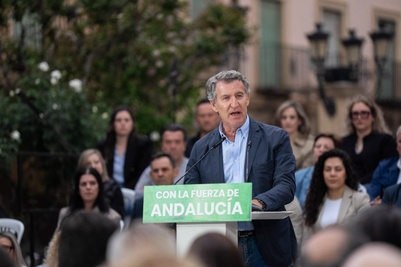 Alberto Núñez Feijoo en Guadix (PP / DIEGO PUERTA)