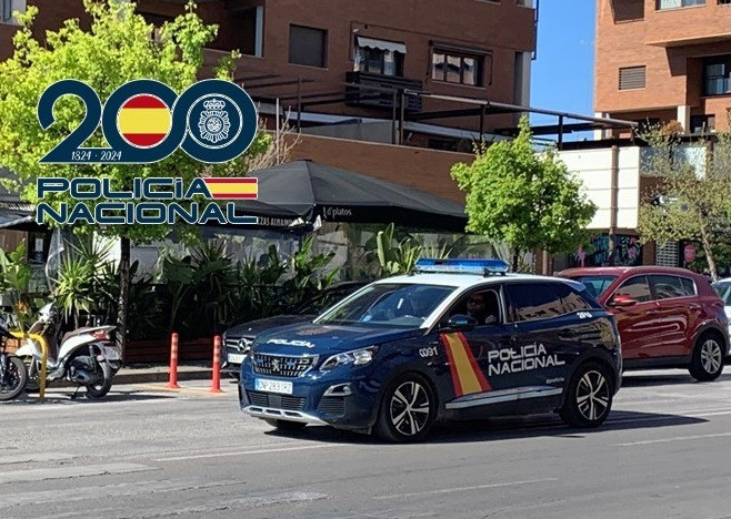 Vehículo policial (POLCIA NACIONAL)