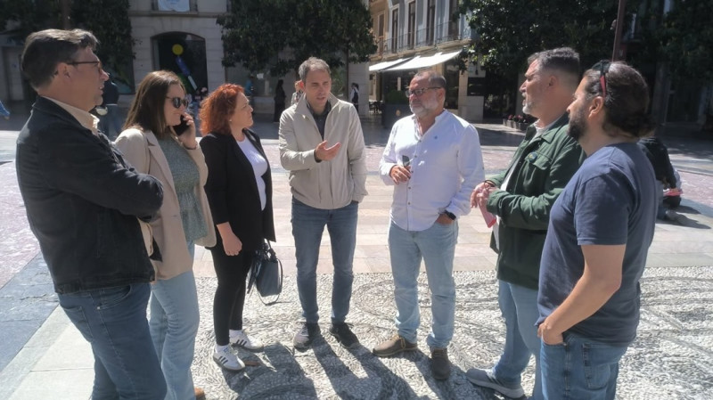 El líder de IU-A y diputado, Toni Valero, ha apoyado este lunes la candidatura de Por Andalucía a las elecciones del 17M en Granada junto al cabeza de lista por la provincia, Rafa S. Rufo.