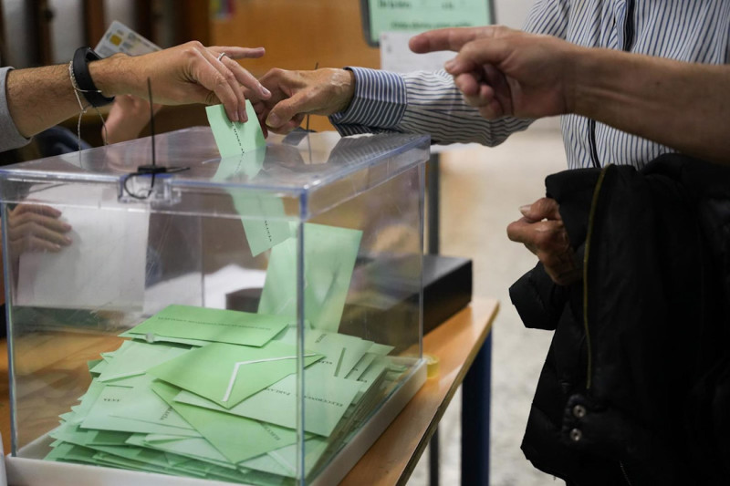 Imágenes de la jornada electoral en Andalucía (MARÍA JOSÉ LÓPEZ - EUROPA PRESS)