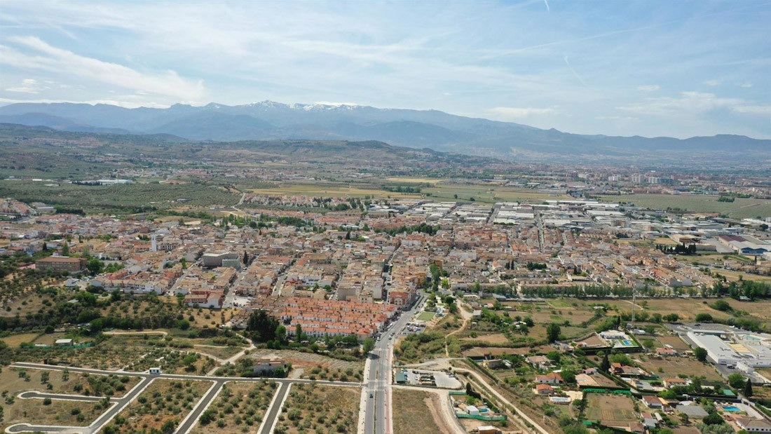 Vista del municipio de Peligros (AYUNTAMIENTO DE PELIGROS)