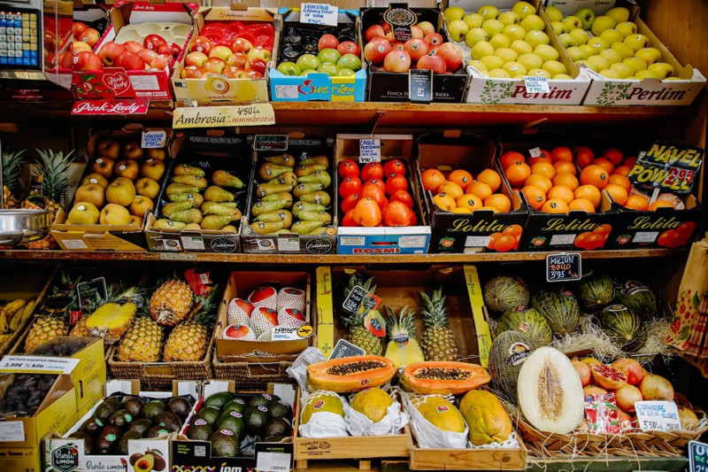 Piezas de frutas y hortalizas en una frutería (CARLOS LUJÁN / EUROPA PRESS) Piezas de frutas y hortalizas en una frutería (CARLOS LUJÁN / EUROPA PRESS)