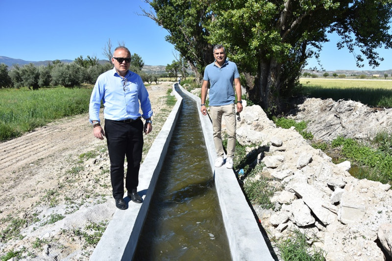 (AYTO. BAZA) (AYTO. BAZA)