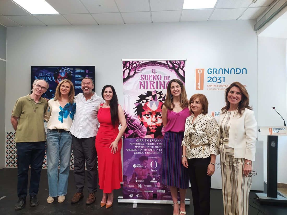 Presentación de 'El sueño de Nirina' (AGUA DE COCO)
