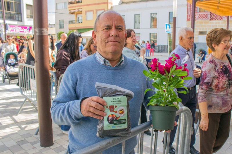 (AYTO. HUÉTOR TÁJAR) (AYTO. HUÉTOR TÁJAR)