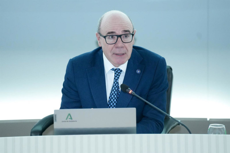 El rector de la UGR, Pedro Mercado, en imagen de archivo MARÍA JOSÉ LÓPEZ - EUROPA PRESS)