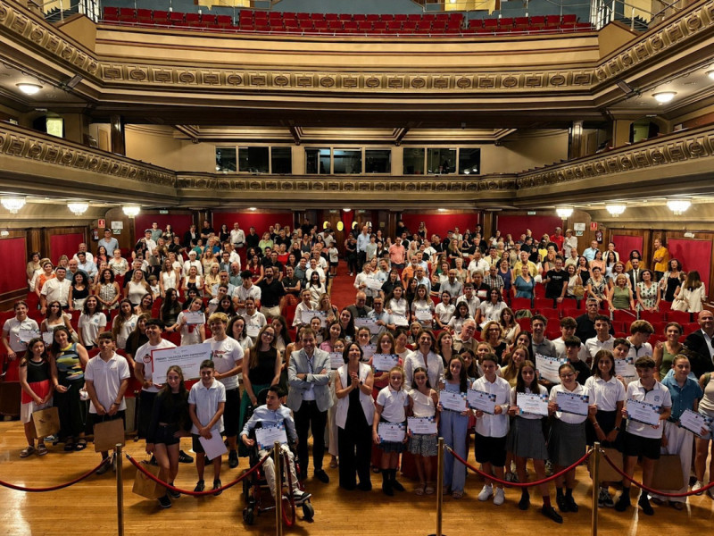 El Ayuntamiento de Granada ha celebrado El acto de entrega de los Premios Granada para Emprender (AYUNTAMIENTO DE GRANADA) El Ayuntamiento de Granada ha celebrado El acto de entrega de los Premios Granada para Emprender (AYUNTAMIENTO DE GRANADA)