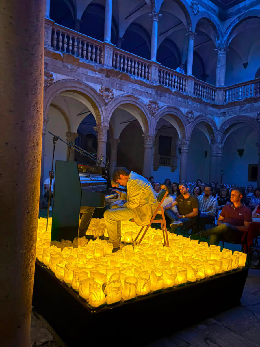 Concierto del pianista David Gómez (DIPGRA)