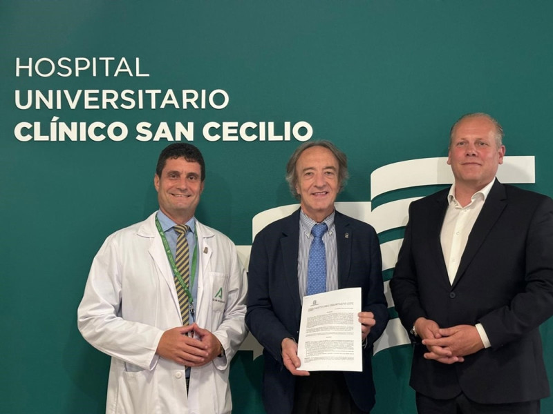 La firma del convenio ha contado con la presencia del delegado territorial de la Consejería de Salud y Consumo en Granada, Indalecio Sánchez-Montesinos (JUNTA) La firma del convenio ha contado con la presencia del delegado territorial de la Consejería de Salud y Consumo en Granada, Indalecio Sánchez-Montesinos (JUNTA)