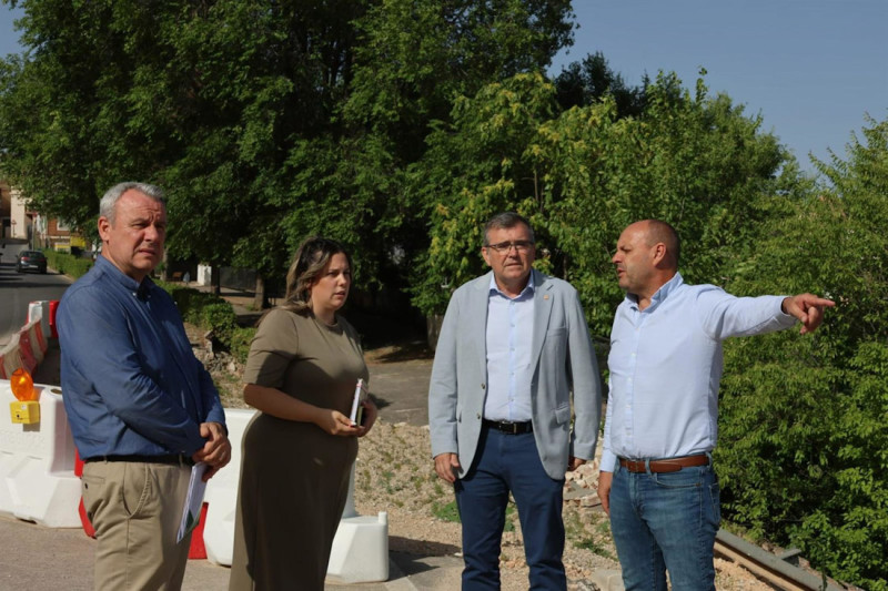 El subdelegado del Gobierno, José Antonio Montilla, en su visita a Iznalloz y Benalúa de las Villas (SUBDELEGACIÓN DEL GOBIERNO EN GRANADA)