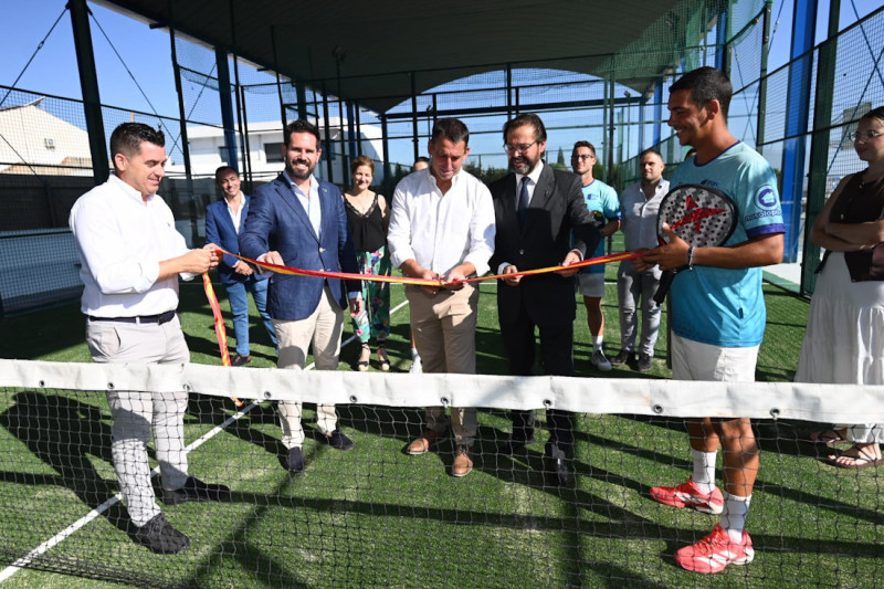 Inauguración de la pista de pádel (JUNTA)
