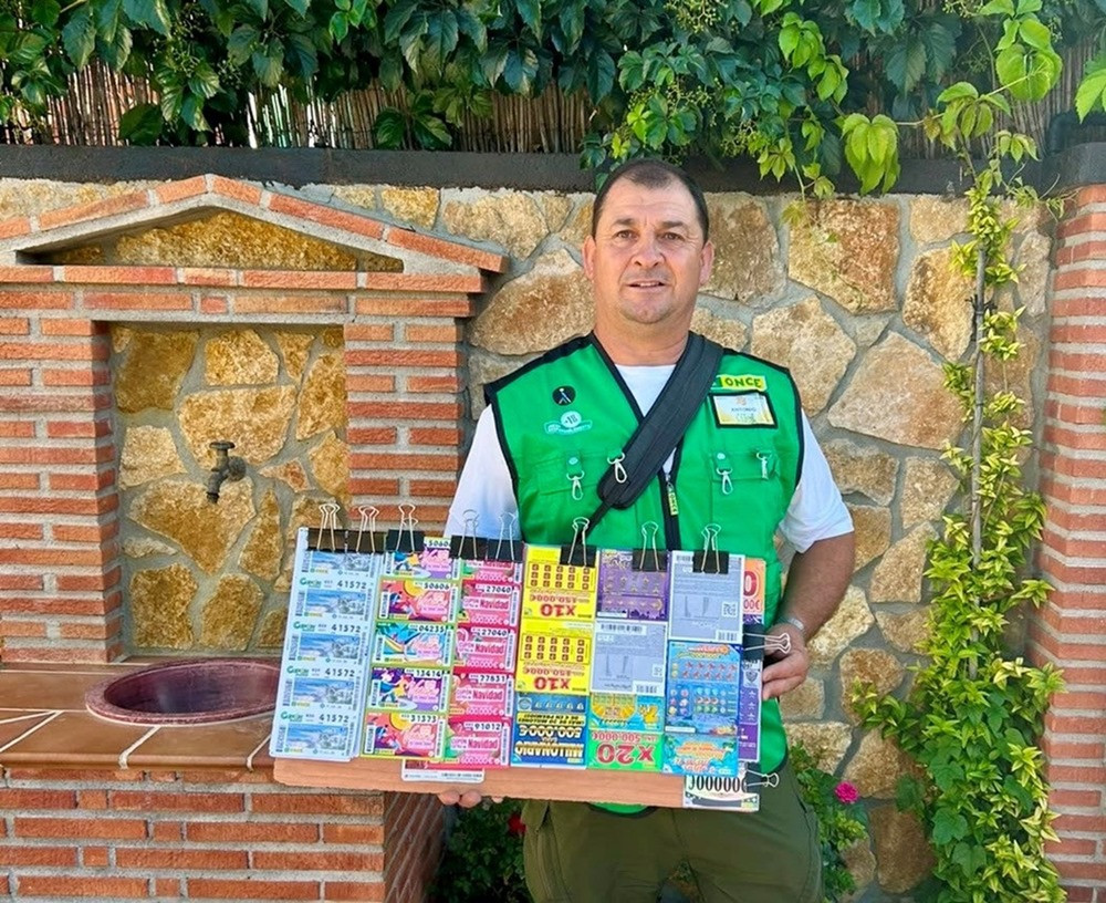 Vendedor de la Once en la comarca de Guadix (ONCE)