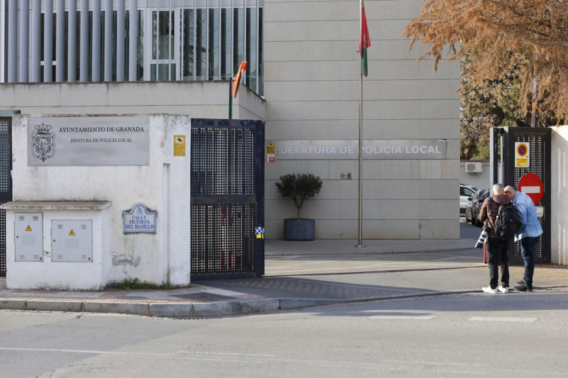 Vista general de la comisaría de la Policía Local de Granada. Archivo (ÁLEX CÁMARA - EUROPA PRESS)