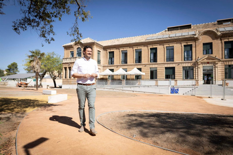 El diputado de Centros Sociales, Roberto González, ha realizado una visita a los trabajos de intervención paisajística (DIPGRA)