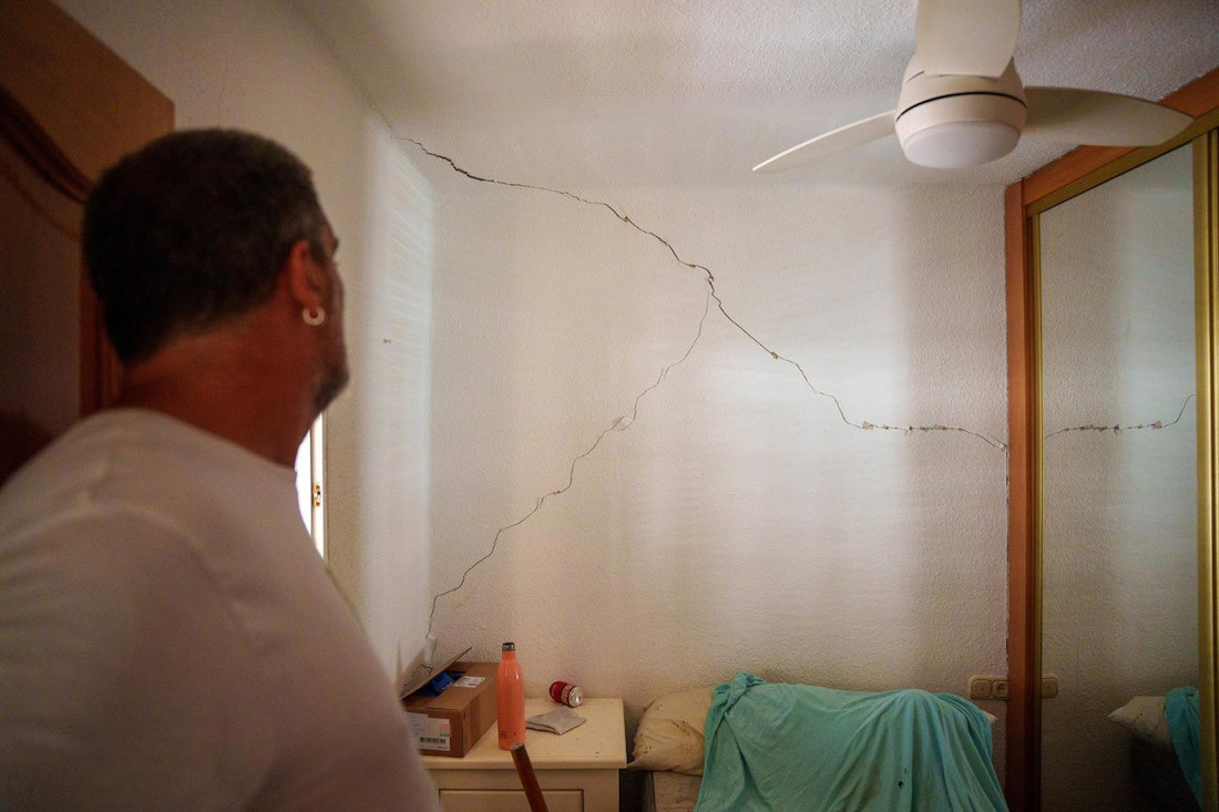 Consecuencias del terremoto de magnitud 5 en edificios y viviendas de la ciudad de Granada (FRANCISCO J. OLMO - EUROPA PRESS)
