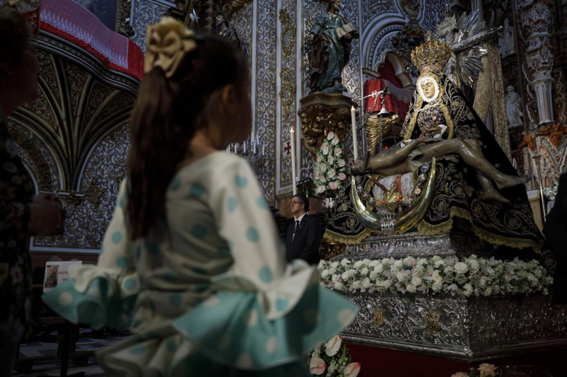 Virgen de las Angustias en Granada (ÁLEX CÁMARA - EUROPA PRESS)