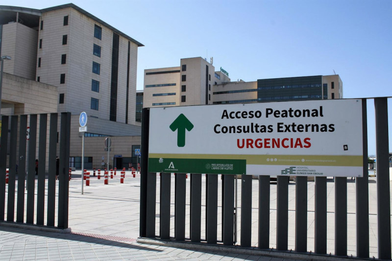 El Clínico San Cecilio mejora sus accesos y espacios para avanzar en accesibilidad universal (HUSC)