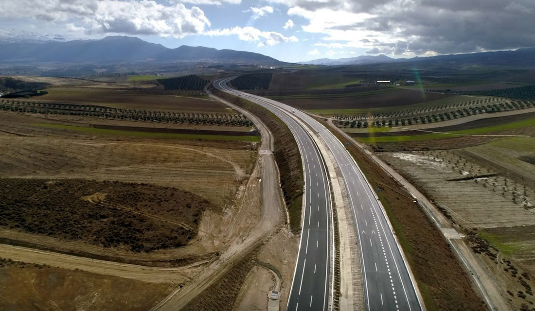 Vista general de la A-44 Autovía Sierra Nevada - Costa Tropical (MINISTERIO DE TRANSPORTES Y MOVILIDAD SOSTENIBLE)