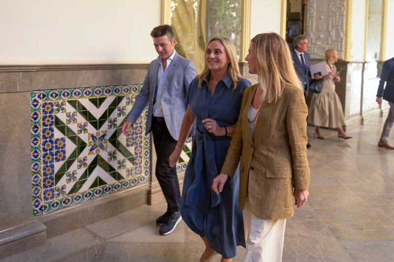 Visita de Ana Mestre al Ayuntamiento de Granada (GPMEDIA)
