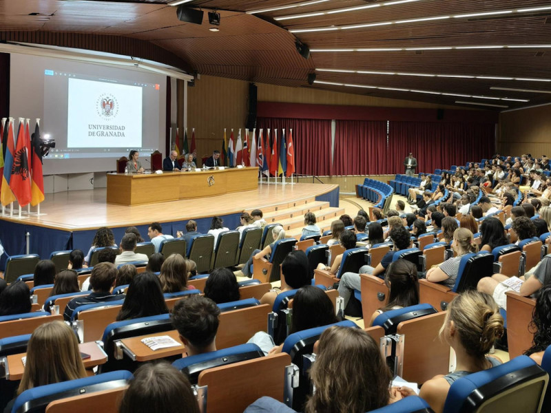 Las Jornadas de Recepción para Estudiantes Internacionales en la Universidad de Granada (UGR) Las Jornadas de Recepción para Estudiantes Internacionales en la Universidad de Granada (UGR)