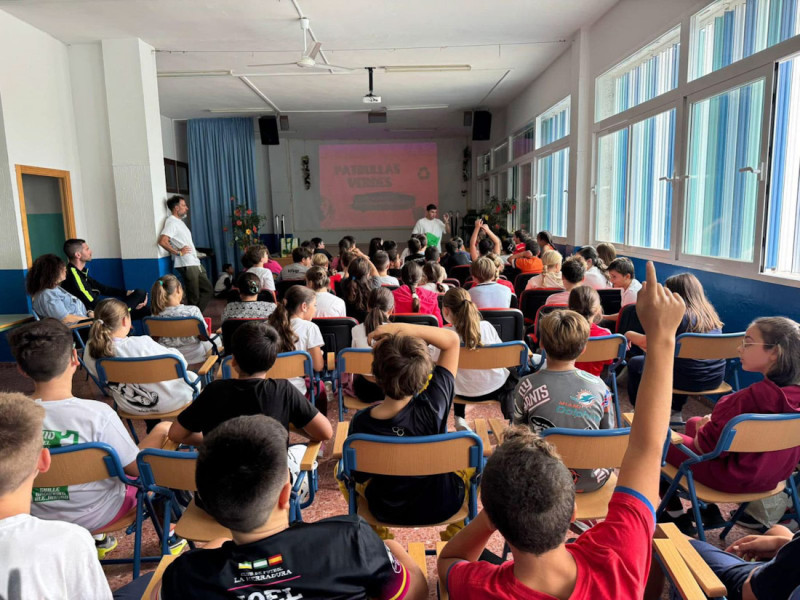 Inicio del curso escolar (AYTO. ALMUÑÉCAR)