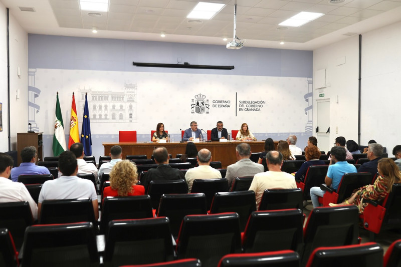 Reunión informativa de las ayudas por los terremotos (GPMEDIA)