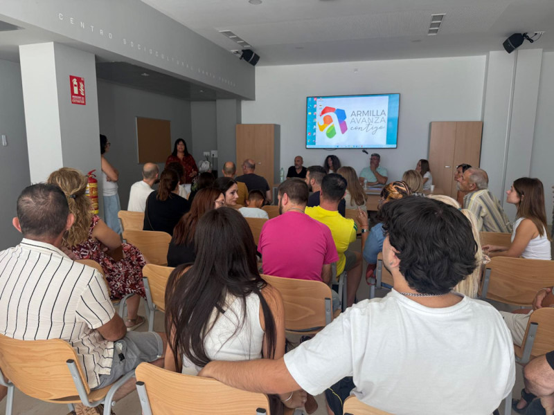 Reunión con los vecinos (AYTO. ARMILLA)