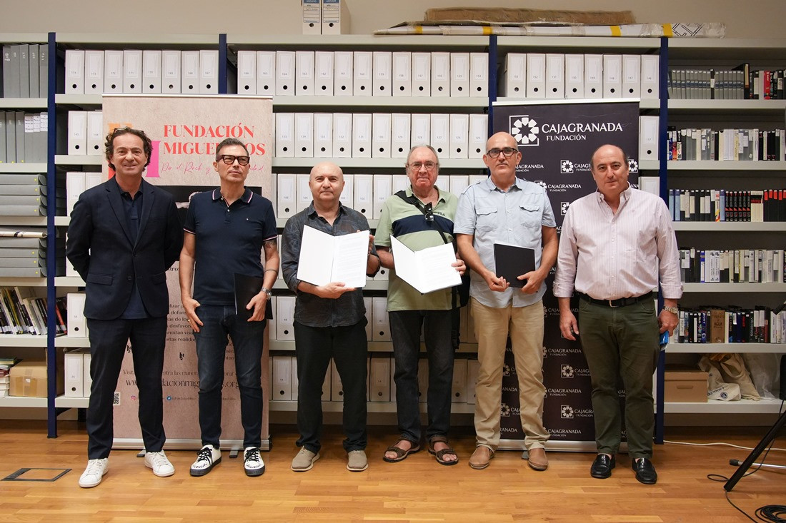 Presentación del archivo de Miguel Ríos (CAJAGRANADA FUNDACIÓN)