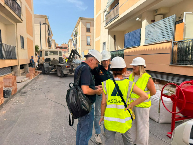 Trabajos en zonas residenciales de Las Gabias afectadas por los terremotos. Archivo (AYUNTAMIENTO DE LAS GABIAS)