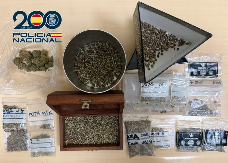 Semillas incautadas (POLICIA NACIONAL) Semillas incautadas (POLICIA NACIONAL)