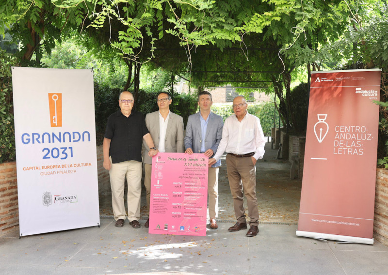 Presentación de 'Poesía en el Jardín' (GPMEDIA)