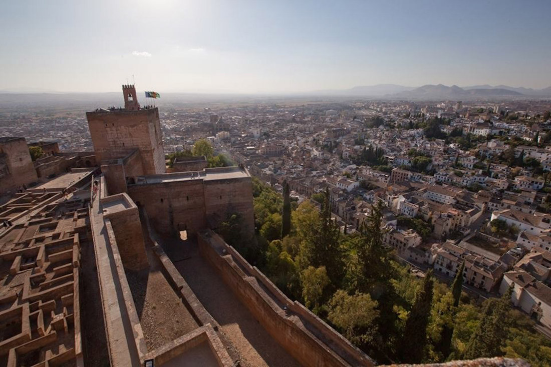Alcazaba de la Alhambra, vista de la ciudad de Granada (ALHAMBRA)
